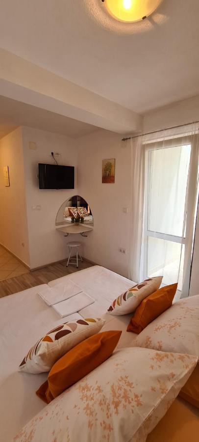Apartments Antonia Hvar Town Esterno foto